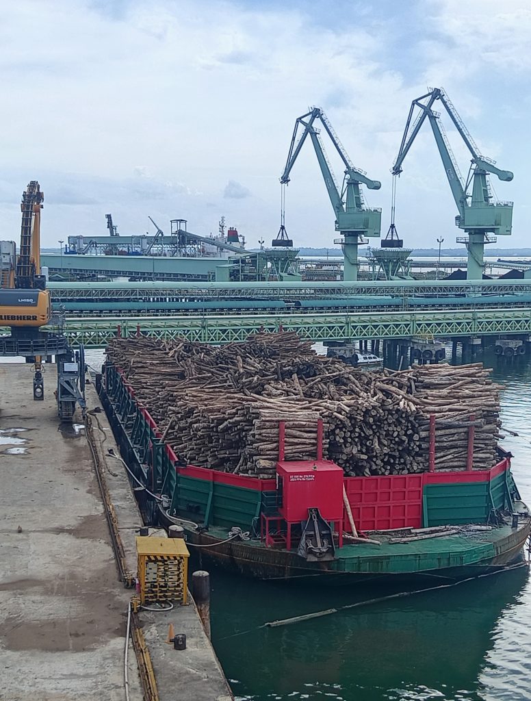 wood barging